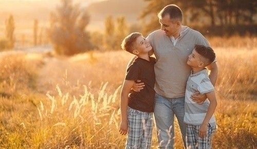 Las 10 mejores cosas de tener solo hijos varones